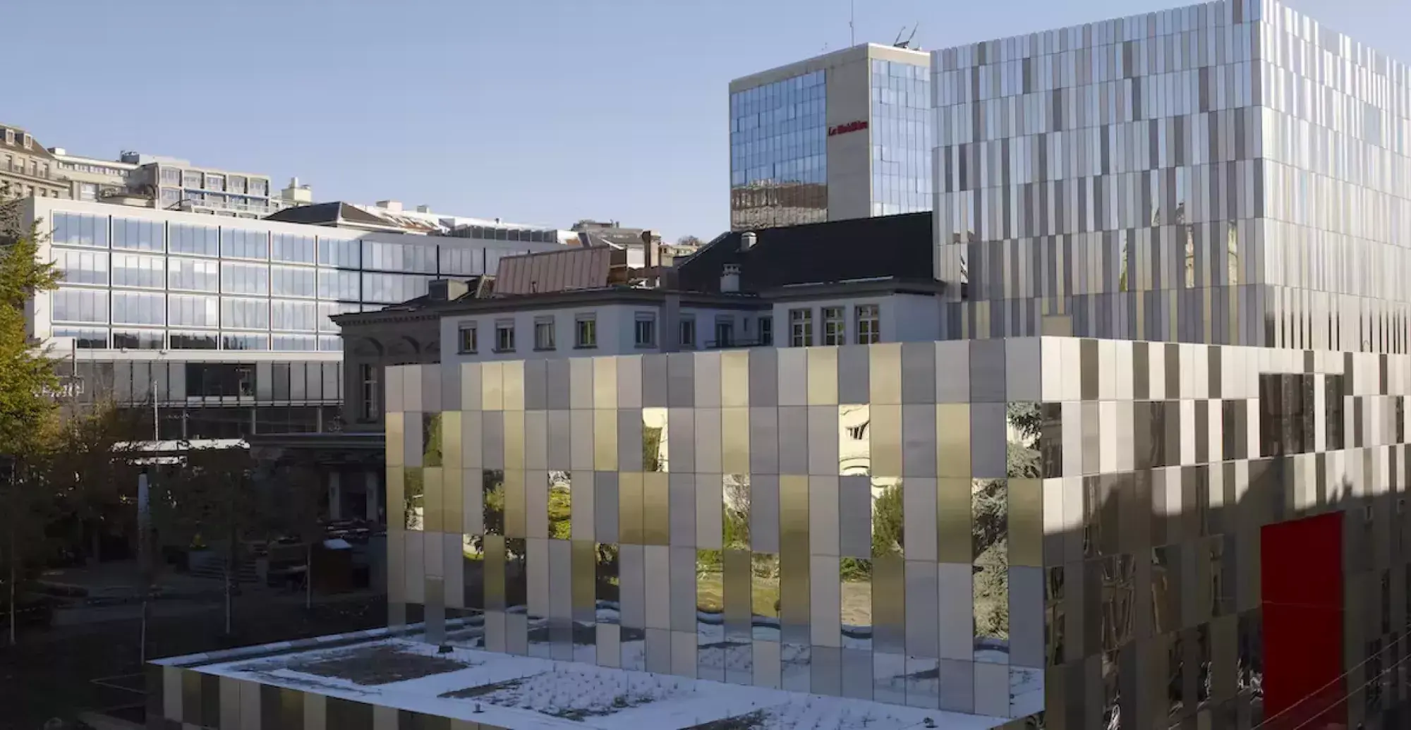 Extérieur moderne de l'Opéra de Lausanne - agence digitale